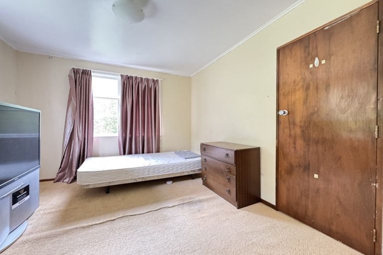 Photo of property in 29 Hollies Crescent, Johnsonville, Wellington, 6037