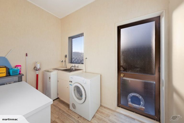 Photo of property in 1/79 Aberfeldy Avenue, Highland Park, Auckland, 2010