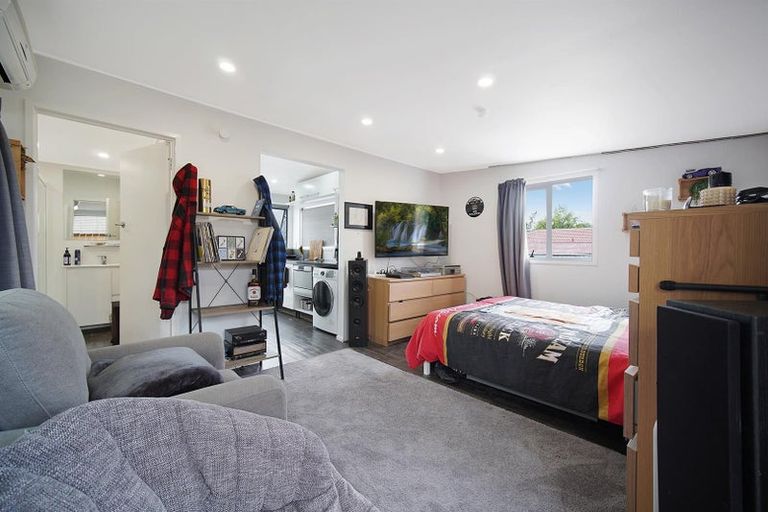 Photo of property in 3 Frostbite Place, Ranui, Auckland, 0612