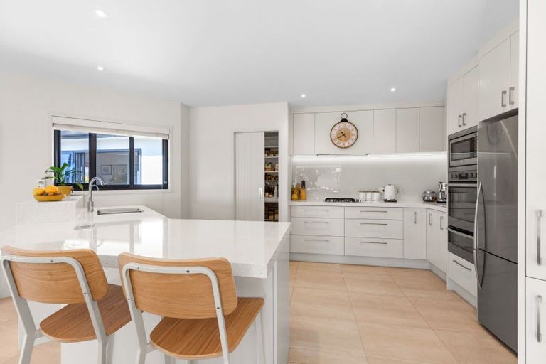 Photo of property in 35 Westview Place, Tauriko, Tauranga, 3110