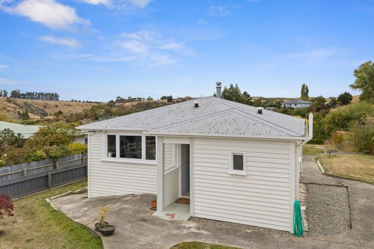 Photo of property in 13 Solway Street, Holmes Hill, Oamaru, 9401