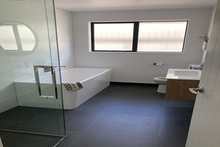 Photo of property in 1 Flack Street, Pyes Pa, Tauranga, 3112