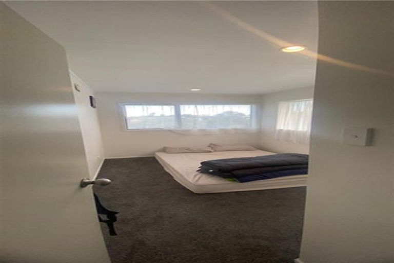 Photo of property in 13 Boundary Road, Opaheke, Papakura, 2113