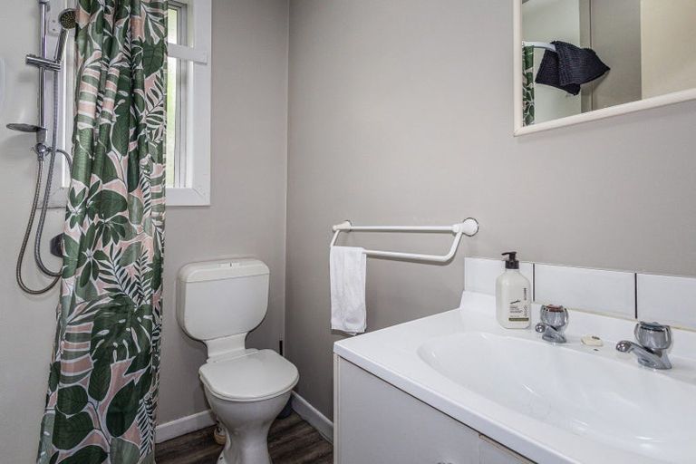 Photo of property in 12 Ward Street, National Park, Owhango, 3989