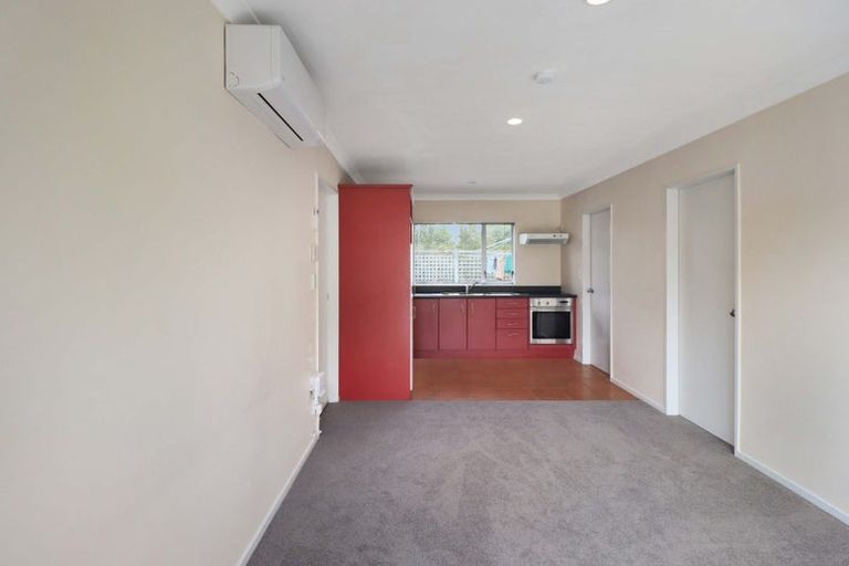 Photo of property in 7 The Topdeck, Whitby, Porirua, 5024