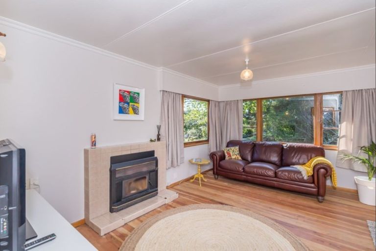 Photo of property in 69 Kirk Street, Otaki, 5512