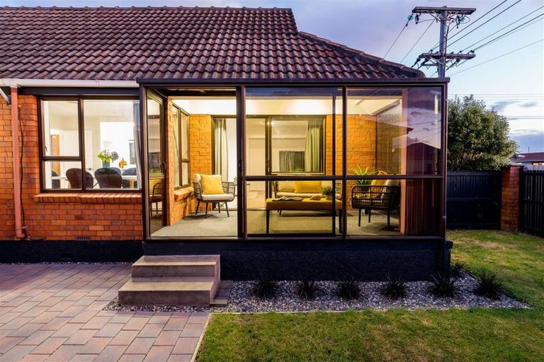 Photo of property in 60 Bay View Road, South Dunedin, Dunedin, 9012