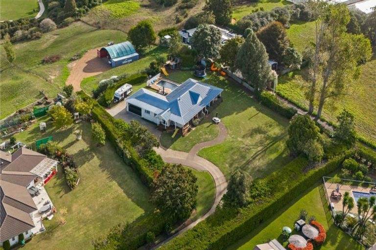 Photo of property in 31c Koraha Road, Kumeu, 0892