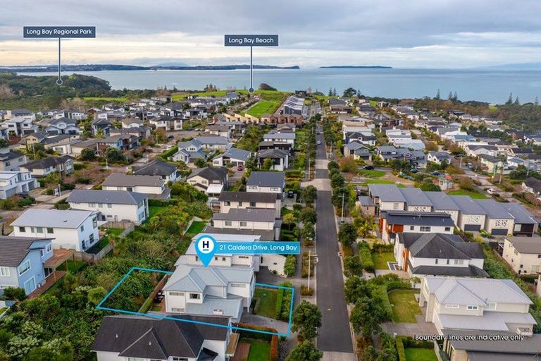 Photo of property in 21 Caldera Drive, Long Bay, Auckland, 0630