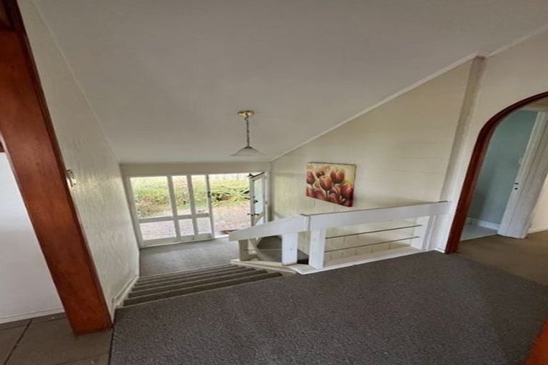 Photo of property in 27 Springfield Street, Forrest Hill, Auckland, 0620