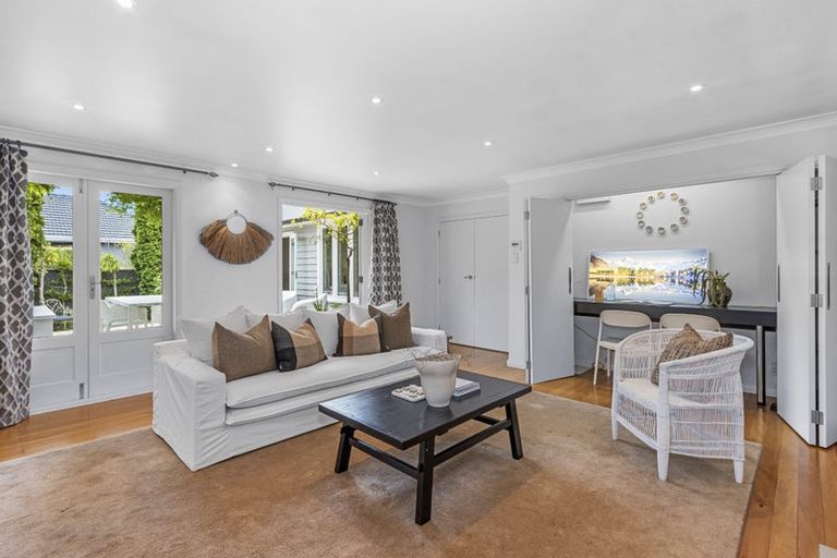 Photo of property in 107 Hamilton Avenue, Ilam, Christchurch, 8041