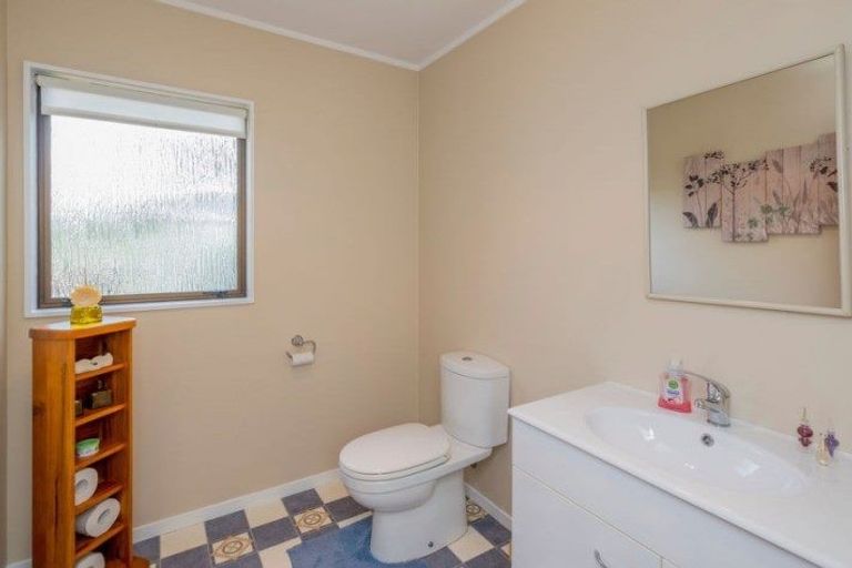 Photo of property in 30 Teoti Street, Paraparaumu Beach, Paraparaumu, 5032