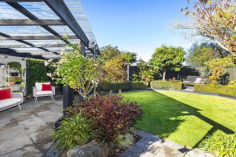 Photo of property in 188 Weston Road, St Albans, Christchurch, 8052