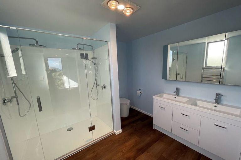 Photo of property in 42 Sunset Drive, Baylys Beach, 0377