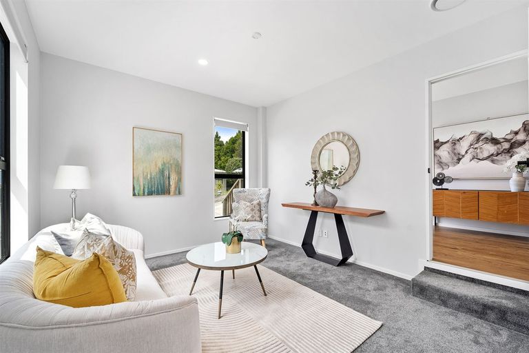 Photo of property in 185a Browns Bay Road, Browns Bay, Auckland, 0630