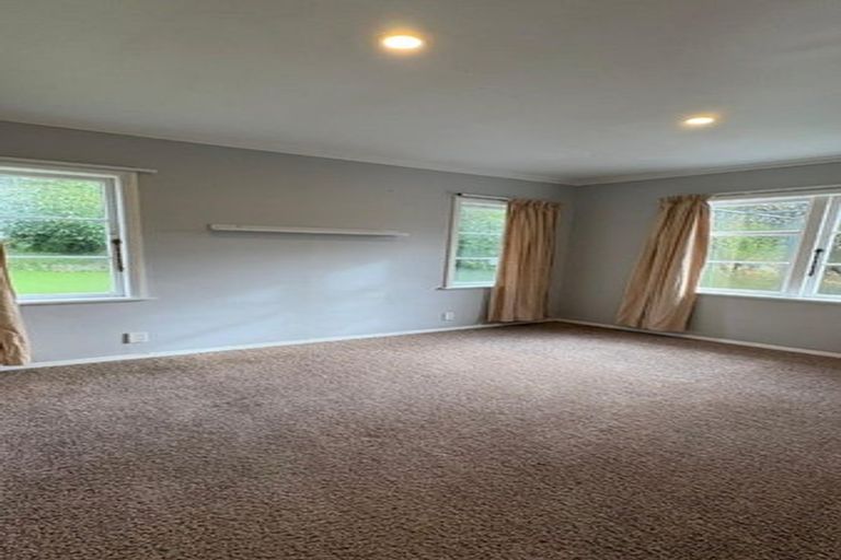 Photo of property in 11 Kopara Grove, Stokes Valley, Lower Hutt, 5019