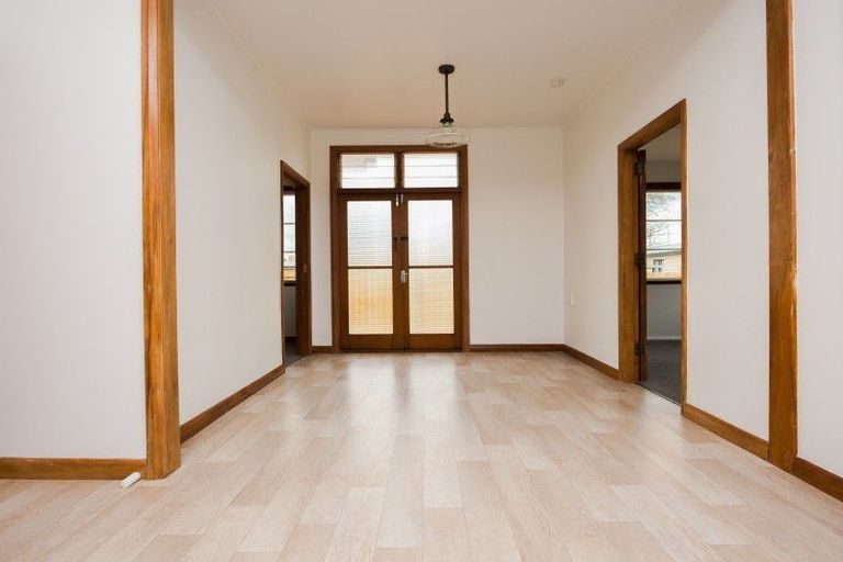 Photo of property in 75a Massey Street, Frankton, Hamilton, 3204