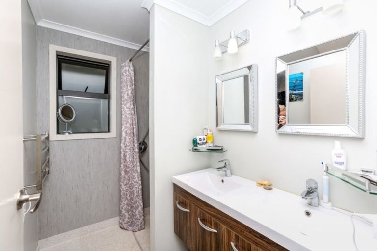 Photo of property in 12b Cherry Lane, Hurdon, New Plymouth, 4310