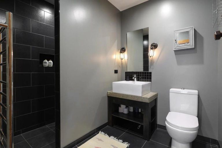 Photo of property in 26 Endeavour Street, Nelson South, Nelson, 7010