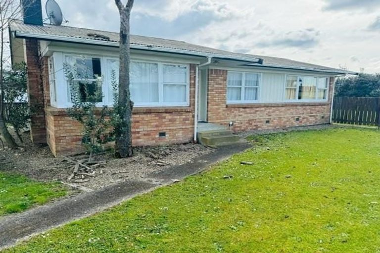 Photo of property in 54 Collins Road, Melville, Hamilton, 3206