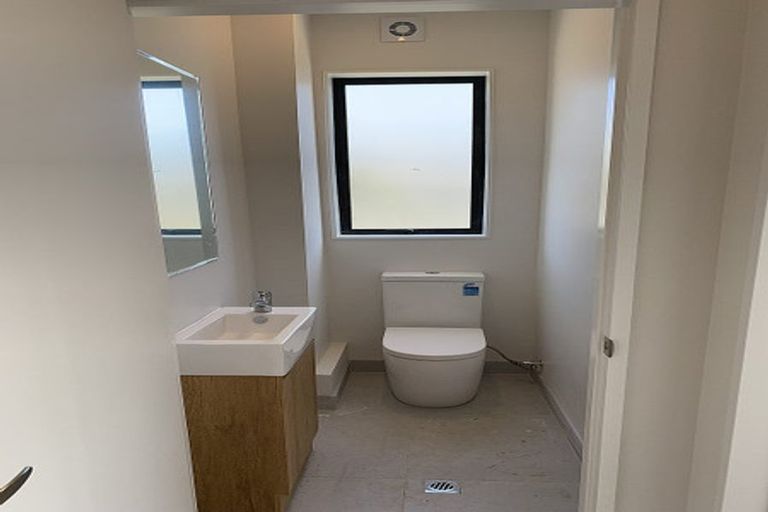 Photo of property in 69b Astley Avenue, New Lynn, Auckland, 0600