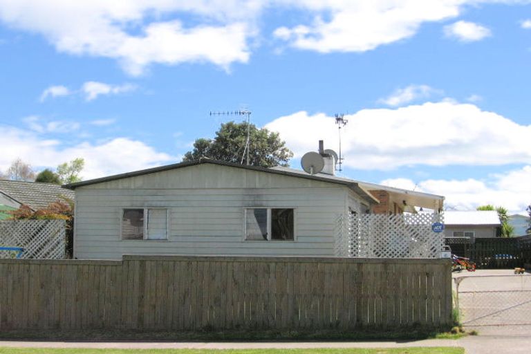 Photo of property in 2/6 Cumberland Street, Tauhara, Taupo, 3330