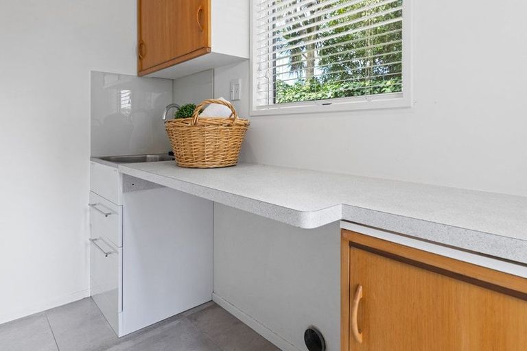 Photo of property in 137c Memorial Avenue, Burnside, Christchurch, 8053