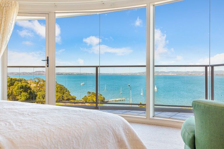 Photo of property in 9 Brigantine Drive, Beach Haven, Auckland, 0626