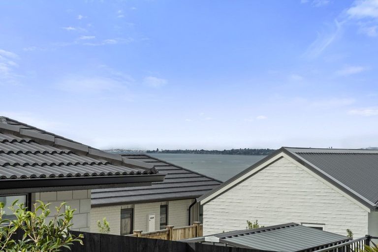 Photo of property in 53 Bert Wall Drive, Omokoroa, 3114