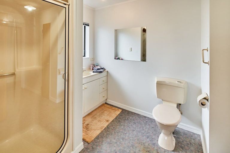 Photo of property in 16 Birdwood Road, Waterloo, Lower Hutt, 5011