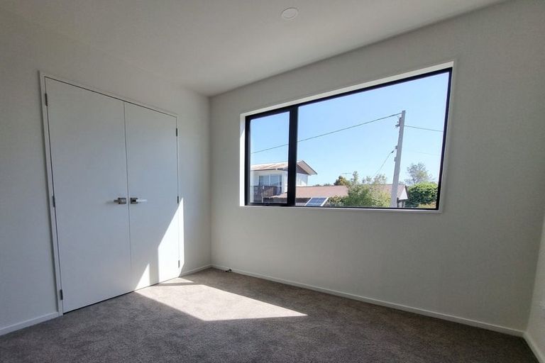Photo of property in 11/241 Don Buck Road, Massey, Auckland, 0614