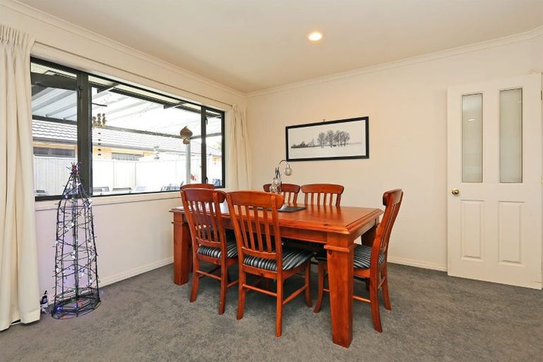 Photo of property in 205 Frimley Oaks, Frimley, Hastings, 4120