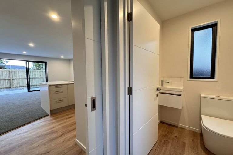 Photo of property in 3/4 Grove Road, Addington, Christchurch, 8024