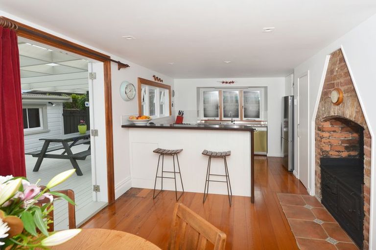 Photo of property in 6 Shortland Street, Regent, Whangarei, 0112