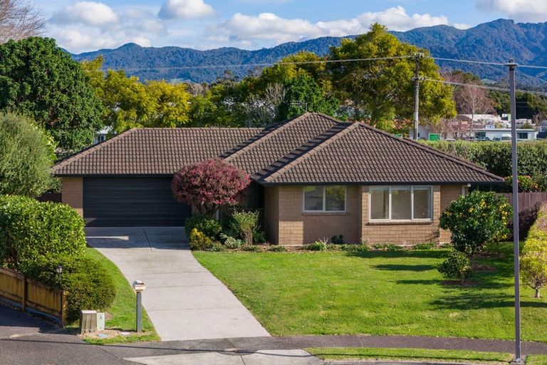 Photo of property in 21 Hoggard Place, Katikati, 3129