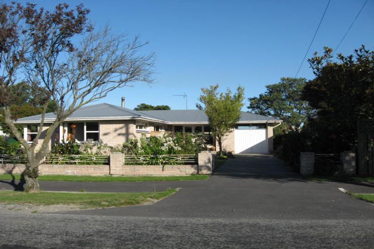 Photo of property in 42 Pennington Street, Leeston, 7632