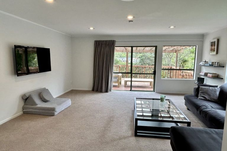 Photo of property in 8 Lingard Grove, Brooklyn, Wellington, 6021