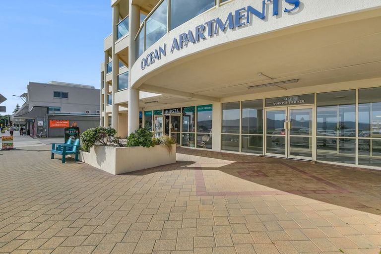 Photo of property in Ocean Apartments, 44-46 Marine Parade, Paraparaumu Beach, Paraparaumu, 5032