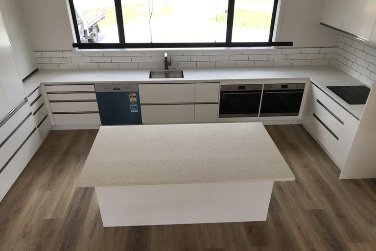 Photo of property in 11 Hamon Place, Pukehangi, Rotorua, 3015