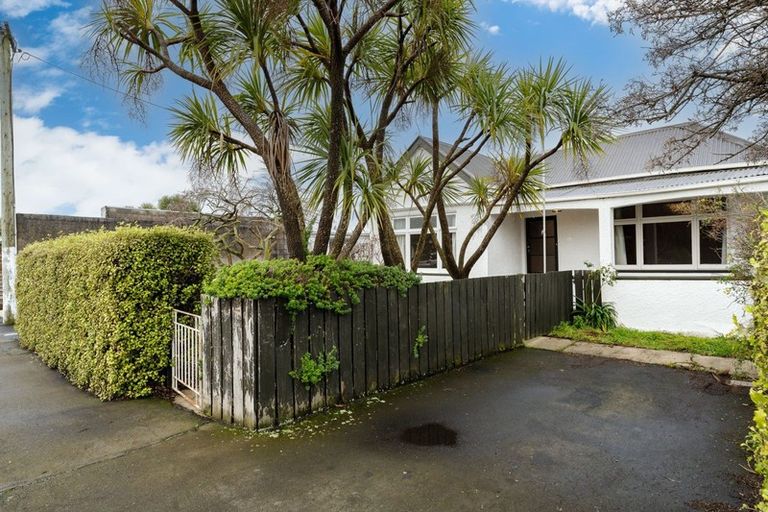 Photo of property in 37 Melbourne Street, South Dunedin, Dunedin, 9012