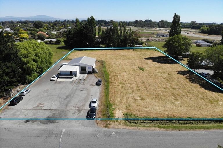 Photo of property in 54 Eders Road, Woodend, 7610