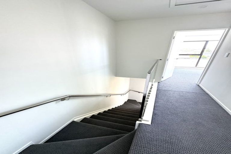 Photo of property in 1/3 Harwell Place, Mangere, Auckland, 2022