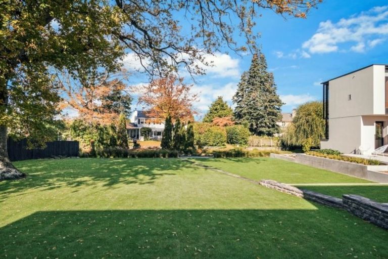 Photo of property in 138e Glandovey Road, Strowan, Christchurch, 8052
