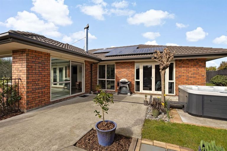 Photo of property in 7 Church Street, Oxford, 7430