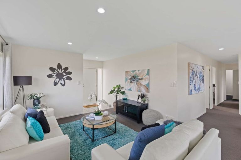 Photo of property in 11/15 O'sullivan Place, Waiuku, 2123