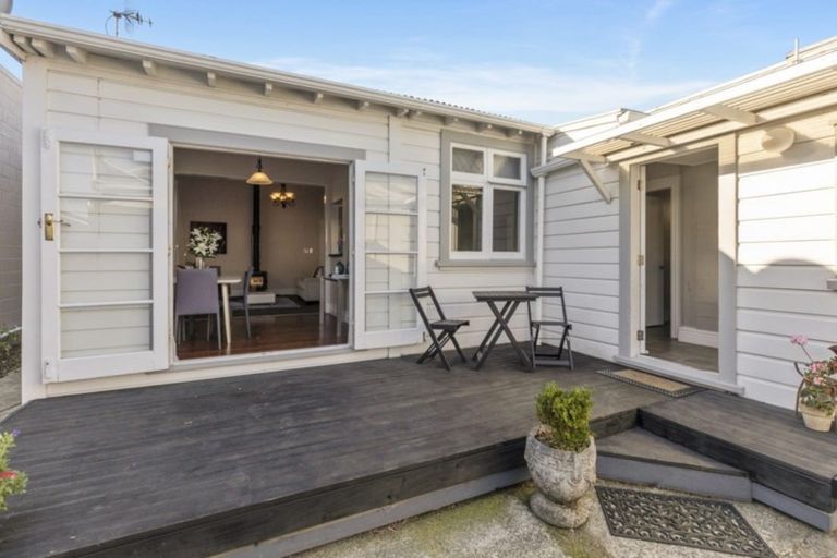 Photo of property in 386 Jackson Street, Petone, Lower Hutt, 5012