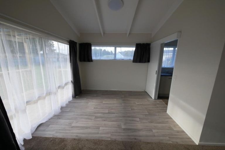 Photo of property in 30 Goodwin Drive, Rosehill, Papakura, 2113