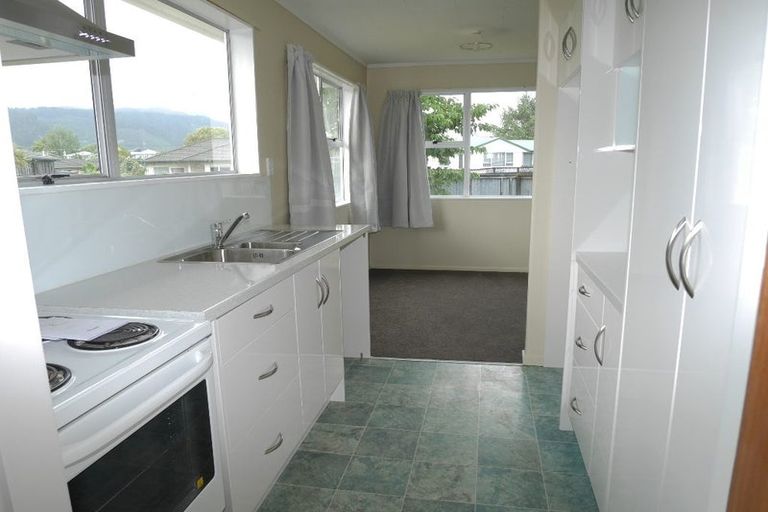 Photo of property in 43 Arawhata Road, Paraparaumu, 5032