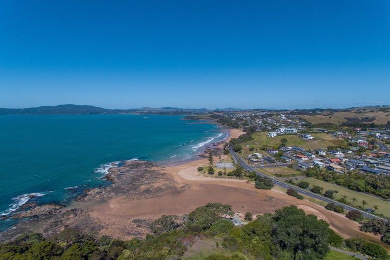 Photo of property in 415a State Highway 10, Cable Bay, 0420