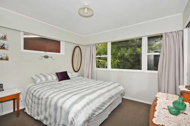 Photo of property in 6 Rugby Place, Te Kamo, Whangarei, 0112